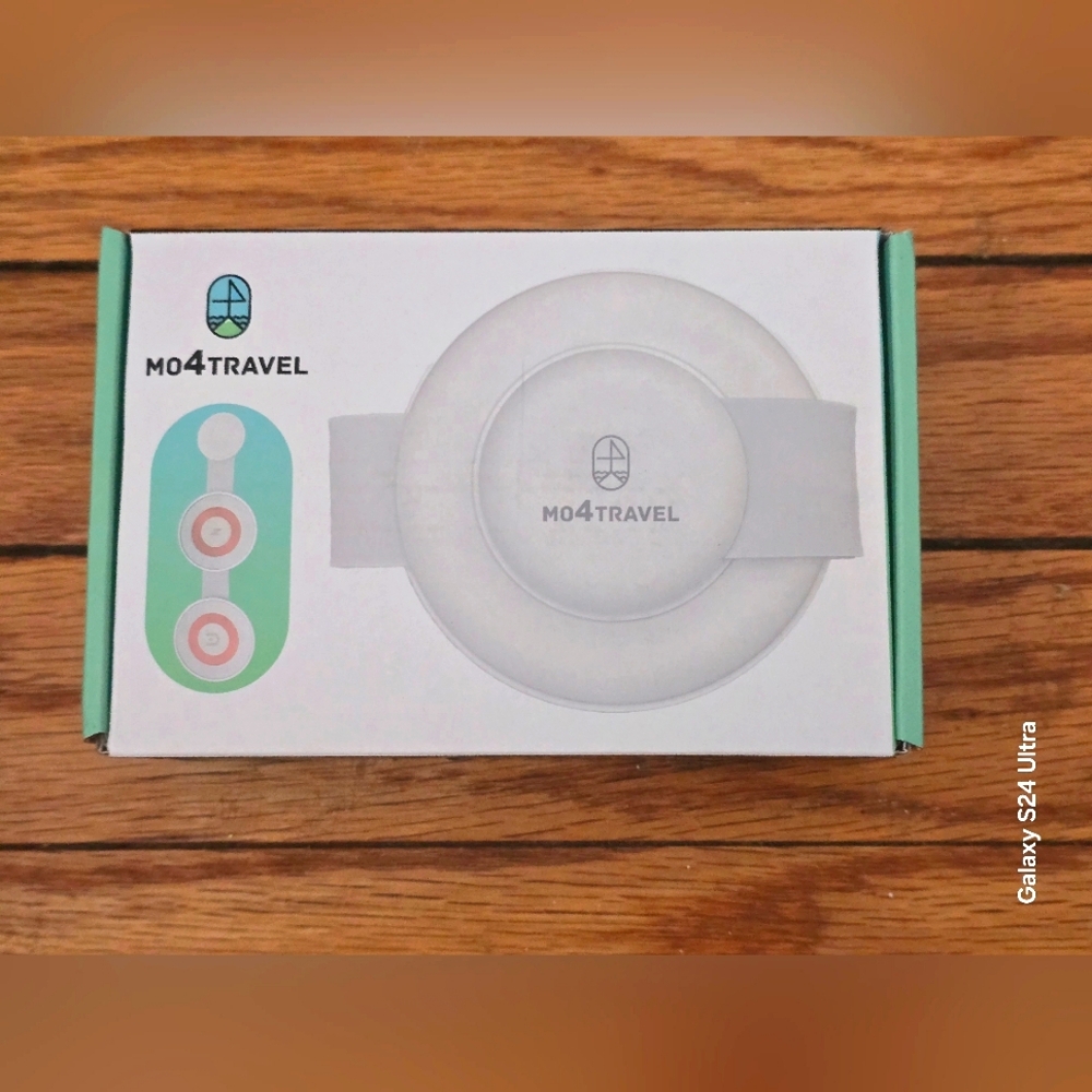 MO4TRAVEL 3 In 1 White Charger